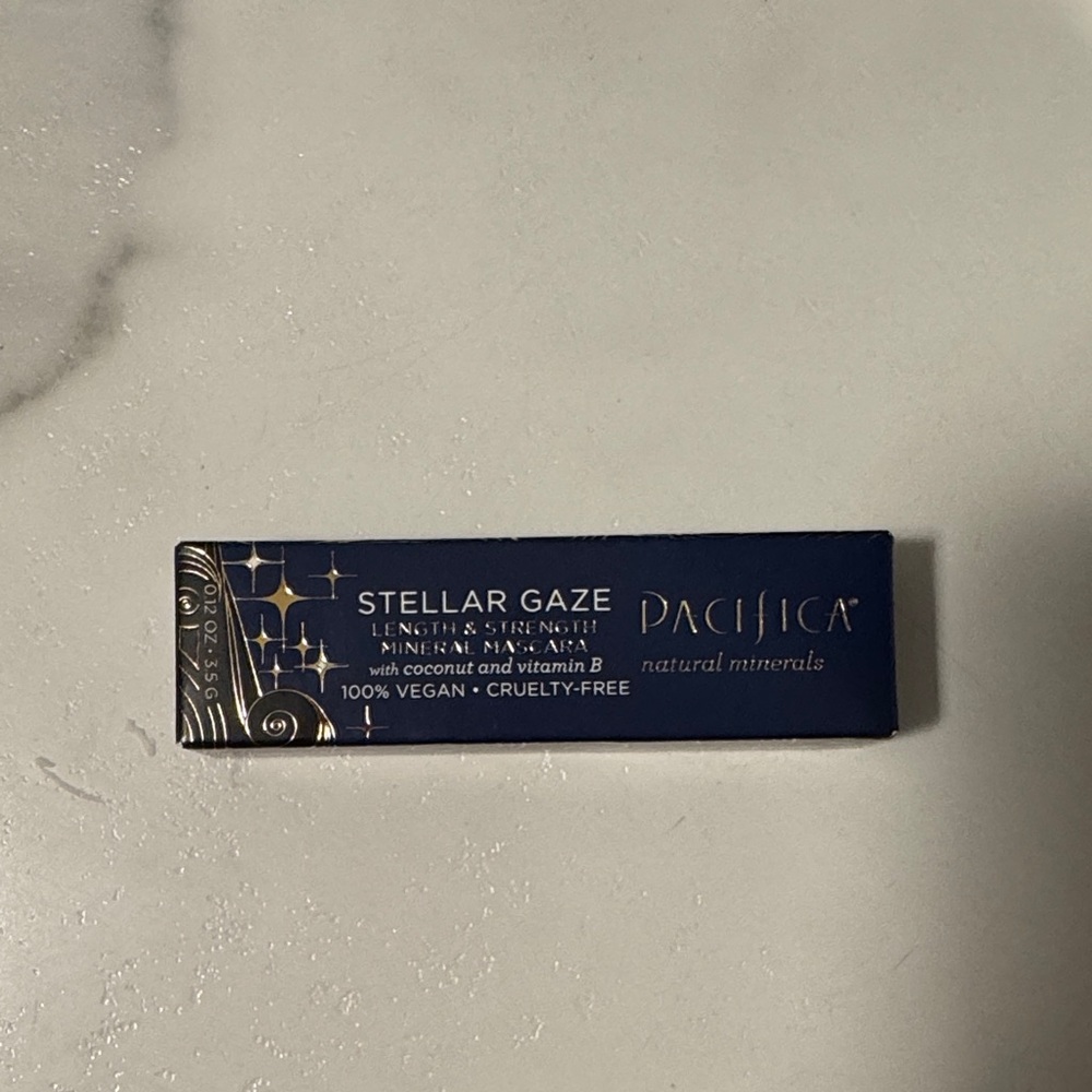 Pacifica Stellar Gaze Mineral Mascara in Navy and Gold
